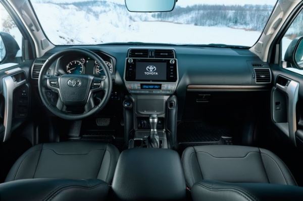 Toyota Land Cruiser Prado Style: в России от 3.751.000 рублей