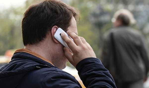 <br />
В России запустили в продажу первый телефон с защитой от прослушки<br />
