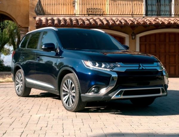 Семиместный Mitsubishi Outlander появится в России