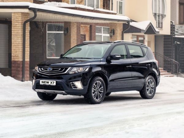 Новый Geely Emgrand X7: в России от 989.900 рублей.